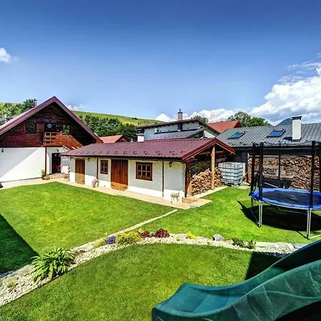 Izbica Apartment *